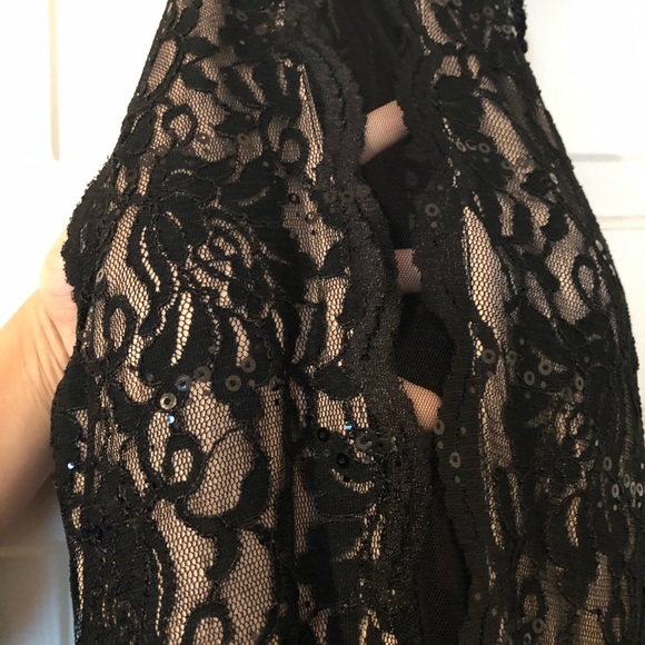 Black prom dress with Lacy top - Picture 3 of 6